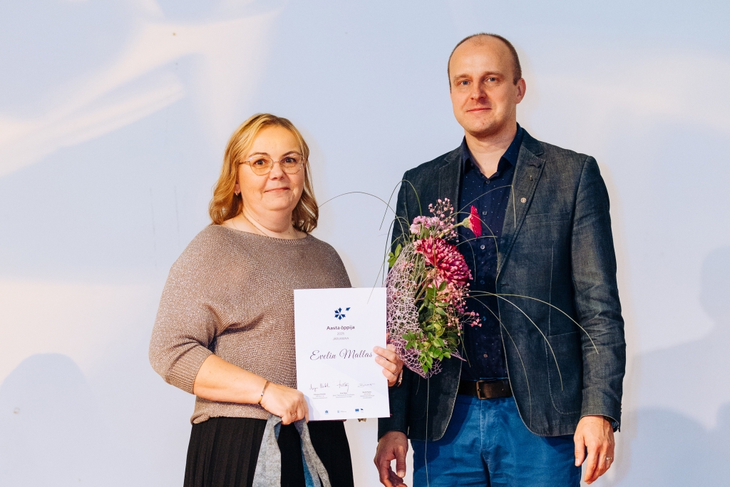Järvamaa Aasta Õppija 2025, Evelin Mallas koos Türi vallavanem ja SA Järvamaa nõukogu esimees Sulo Särkineniga..jpg