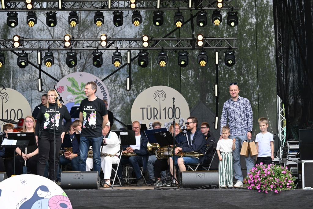 Türi lillelaada avamine.jpg
